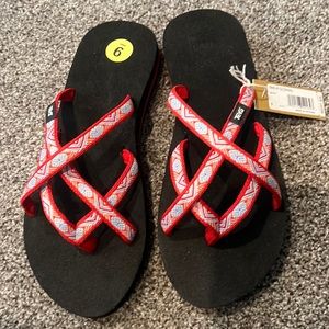 Womens Teva sandals size 9